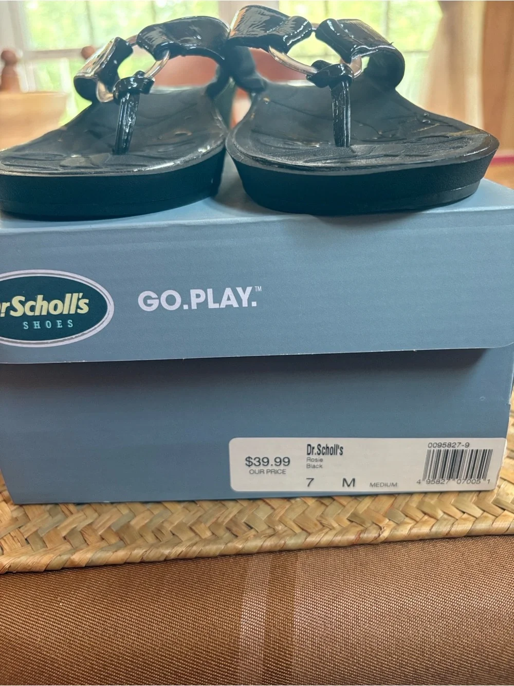 Dr. Scholl's Black Patent Flip Flop Sandals with Silver Accent
